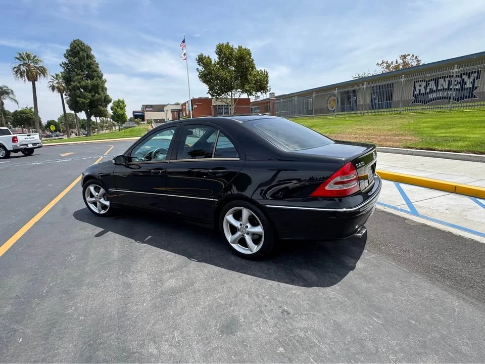 2004 Mercedes-Benz W203 C-Class - Image 9 of 15