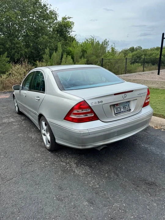 2004 Mercedes-Benz W203 C-Class - Image 10 of 14