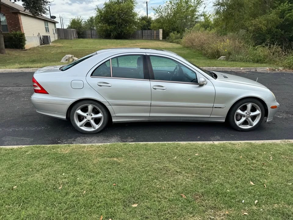 2004 Mercedes-Benz W203 C-Class - Image 13 of 14