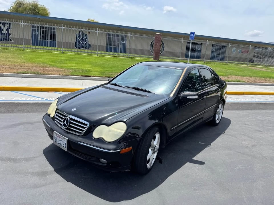 2004 Mercedes-Benz W203 C-Class - Image 12 of 15