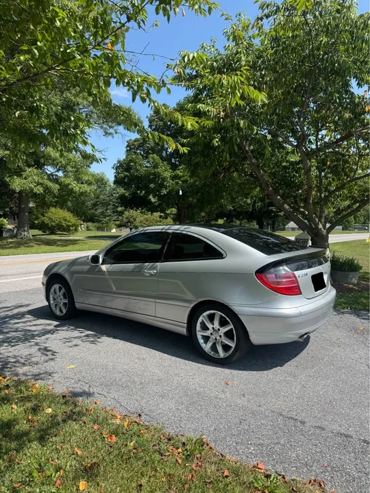 2004 Mercedes-Benz W203 C-Class - Image 3 of 10