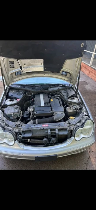 2004 Mercedes-Benz W203 C-Class - Image 7 of 18