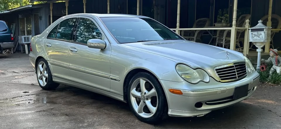 2004 Mercedes-Benz W203 C-Class - Image 2 of 18
