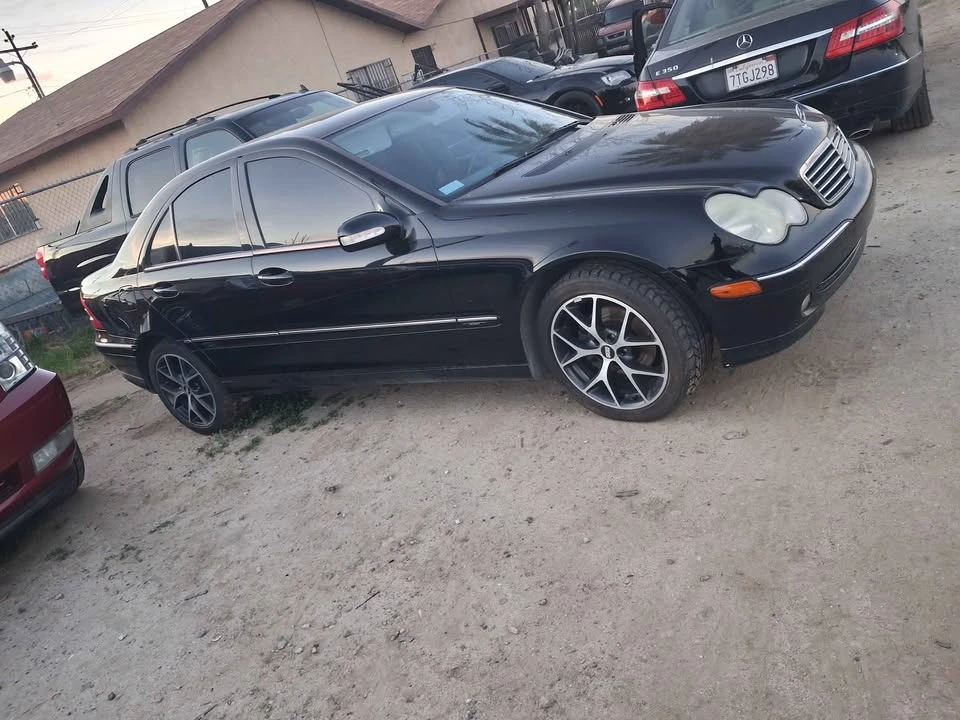 2004 Mercedes-Benz W203 C-Class - Image 4 of 4