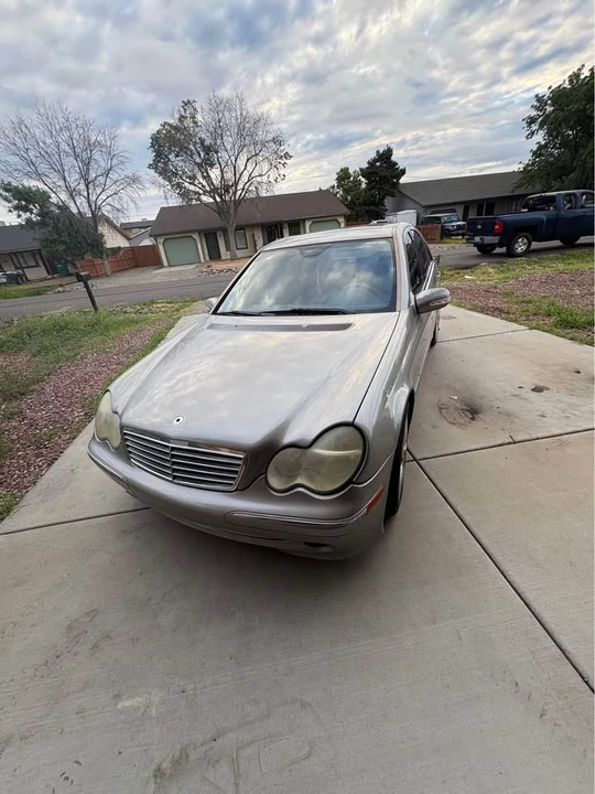 2004 Mercedes-Benz W203 C-Class - Image 2 of 19