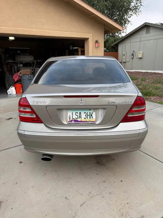 2004 Mercedes-Benz W203 C-Class - Image 12 of 19