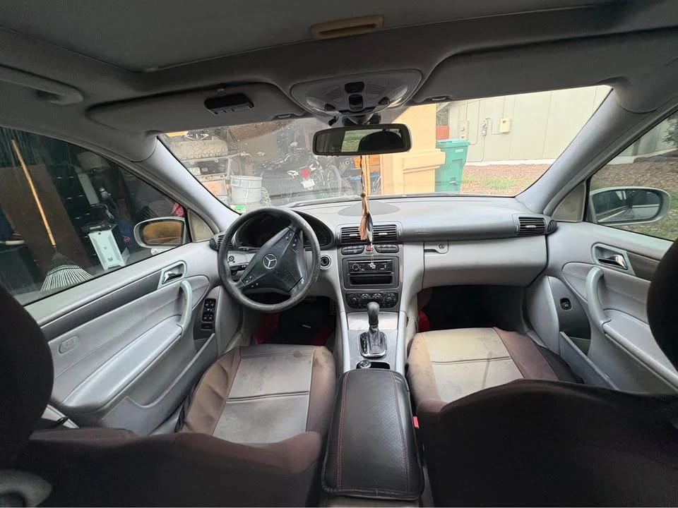 2004 Mercedes-Benz W203 C-Class - Image 15 of 19