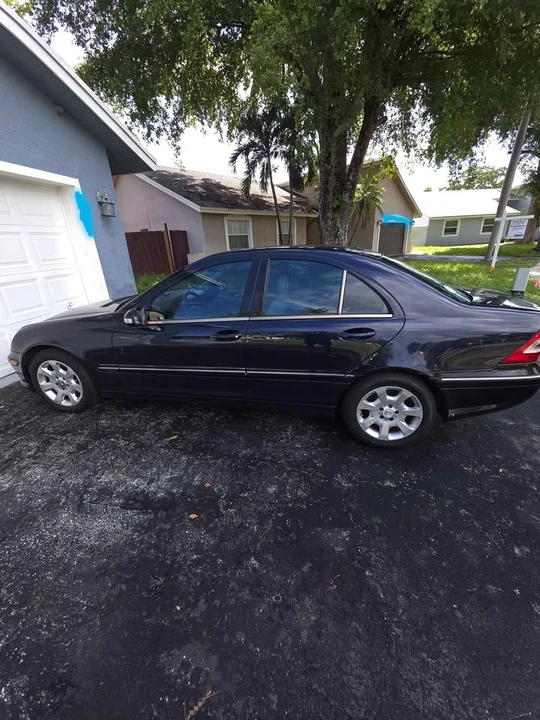 2004 Mercedes-Benz W203 C-Class - Image 3 of 4