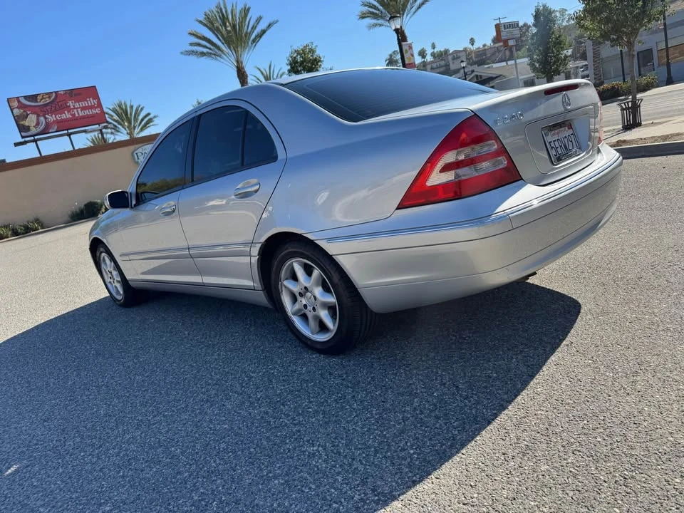 2004 Mercedes-Benz W203 C-Class - Image 3 of 10
