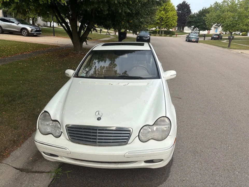 2004 Mercedes-Benz W203 C-Class - Image 2 of 4
