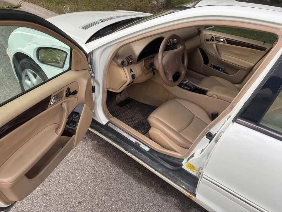 2004 Mercedes-Benz W203 C-Class - Image 4 of 4