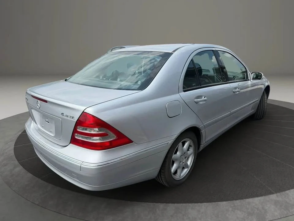 2004 Mercedes-Benz W203 C-Class - Image 5 of 10