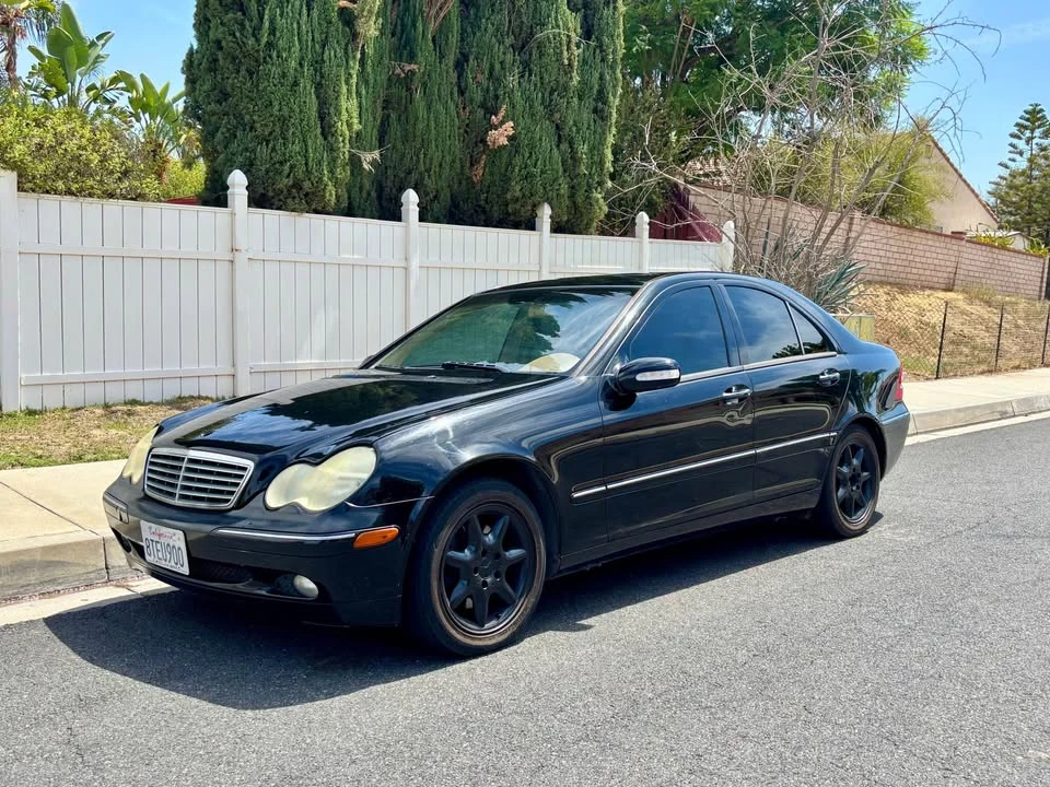 2004 Mercedes-Benz W203 C-Class - Image 2 of 8