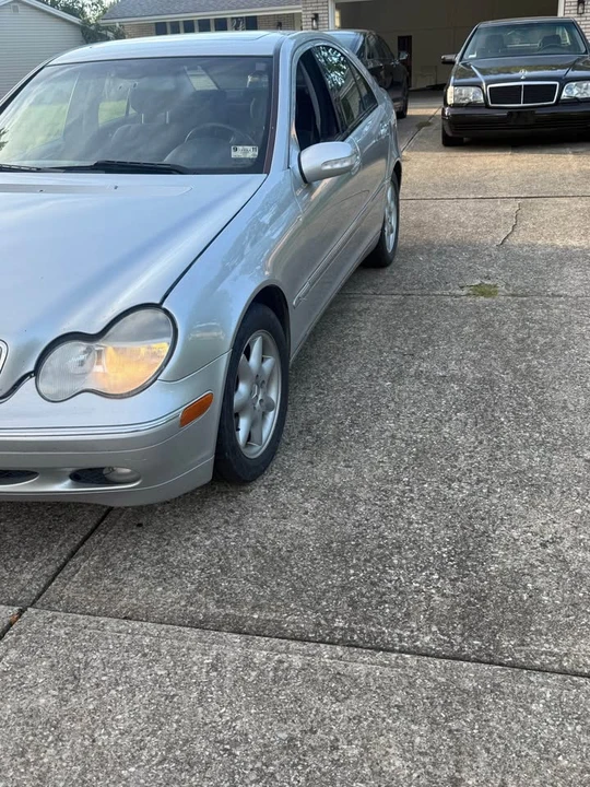 2004 Mercedes-Benz W203 C-Class - Image 3 of 13