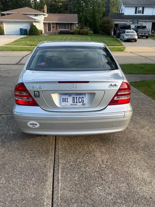 2004 Mercedes-Benz W203 C-Class - Image 11 of 13