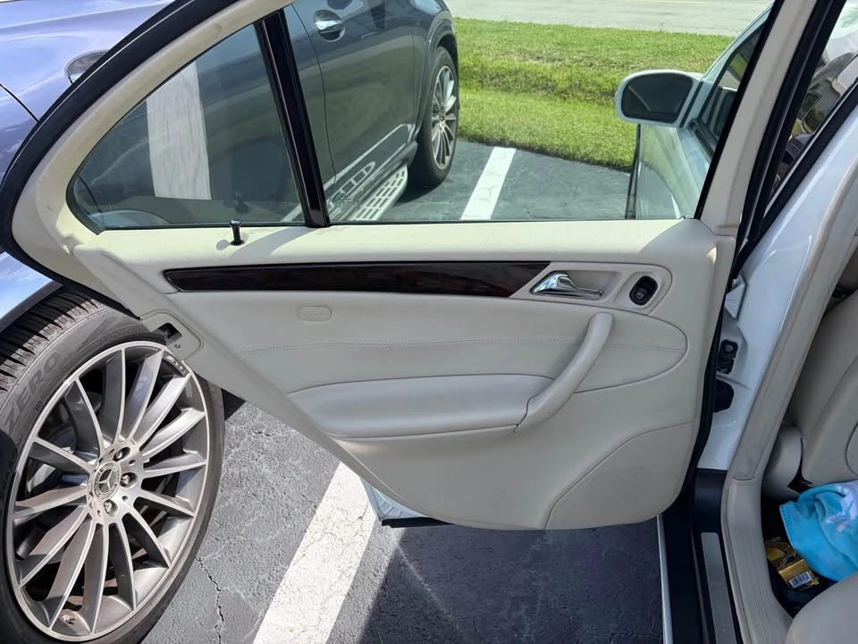 2004 Mercedes-Benz W203 C-Class - Image 11 of 18