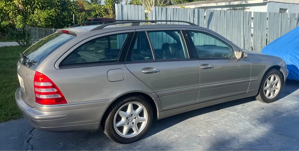 2004 Mercedes-Benz W203 C-Class - Image 2 of 6