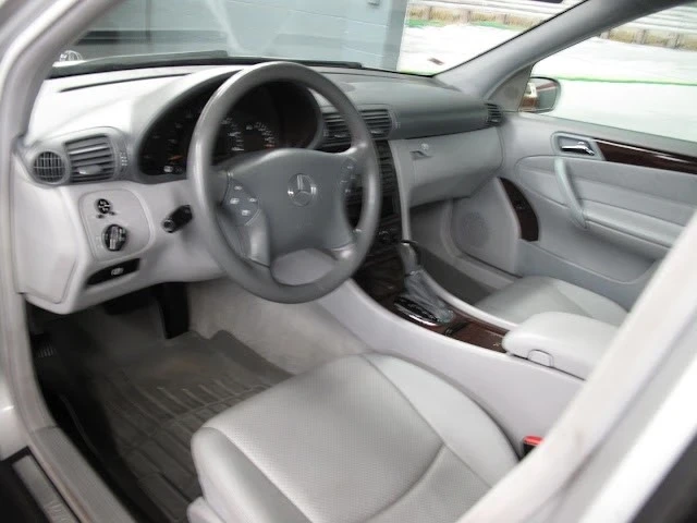 2004 Mercedes-Benz W203 C-Class - Image 5 of 21