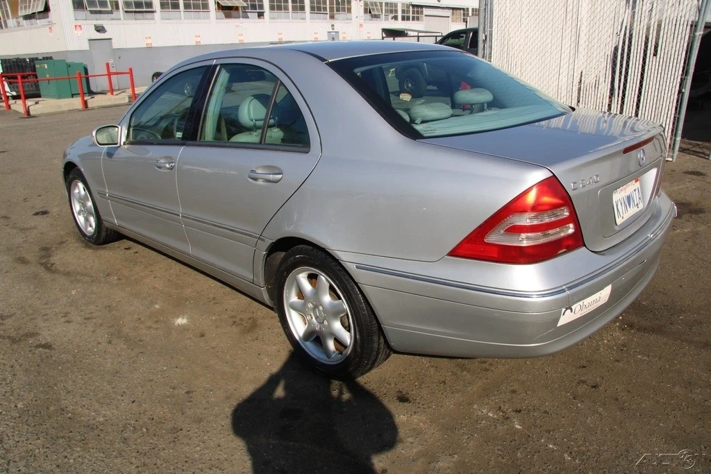 2004 Mercedes-Benz W203 C-Class - Image 4 of 21