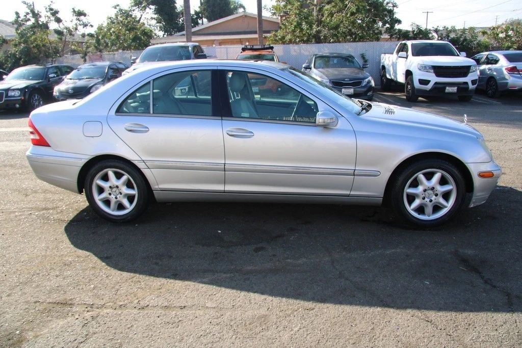 2004 Mercedes-Benz W203 C-Class - Image 7 of 21