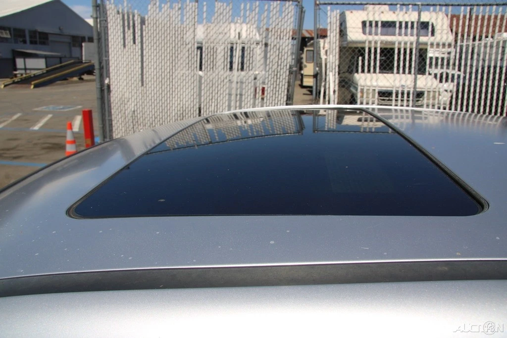 2004 Mercedes-Benz W203 C-Class - Image 11 of 24