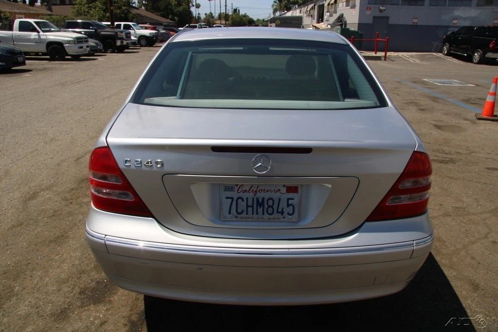 2004 Mercedes-Benz W203 C-Class - Image 6 of 24