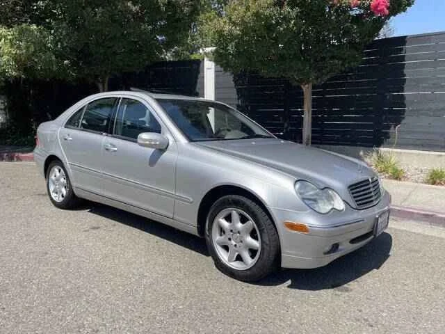 2004 Mercedes-Benz W203 C-Class - Image 2 of 5