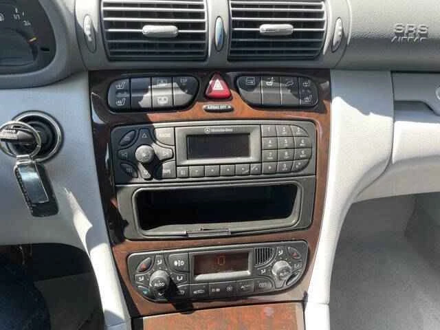 2004 Mercedes-Benz W203 C-Class - Image 5 of 5