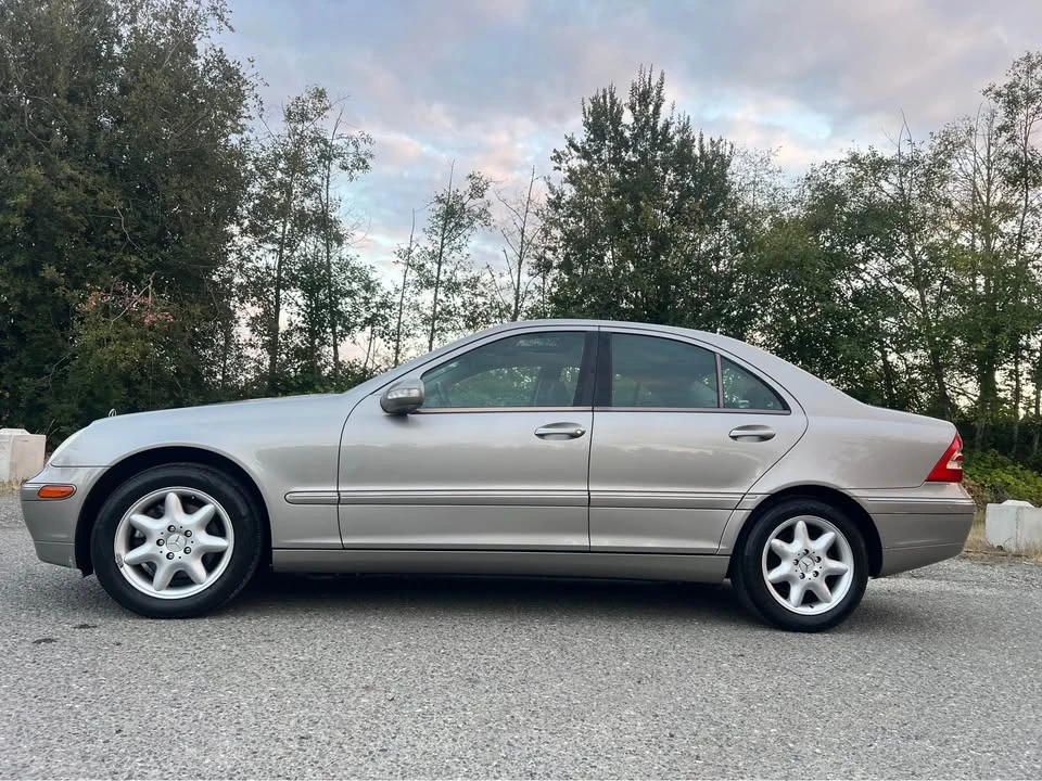 2004 Mercedes-Benz W203 C-Class - Image 3 of 12