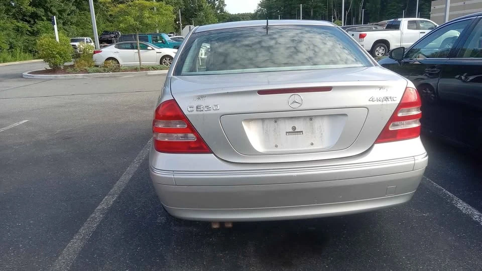 2004 Mercedes-Benz W203 C-Class - Image 10 of 11