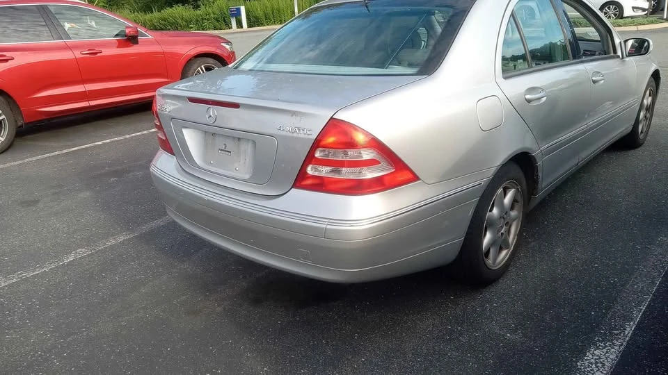 2004 Mercedes-Benz W203 C-Class - Image 9 of 11