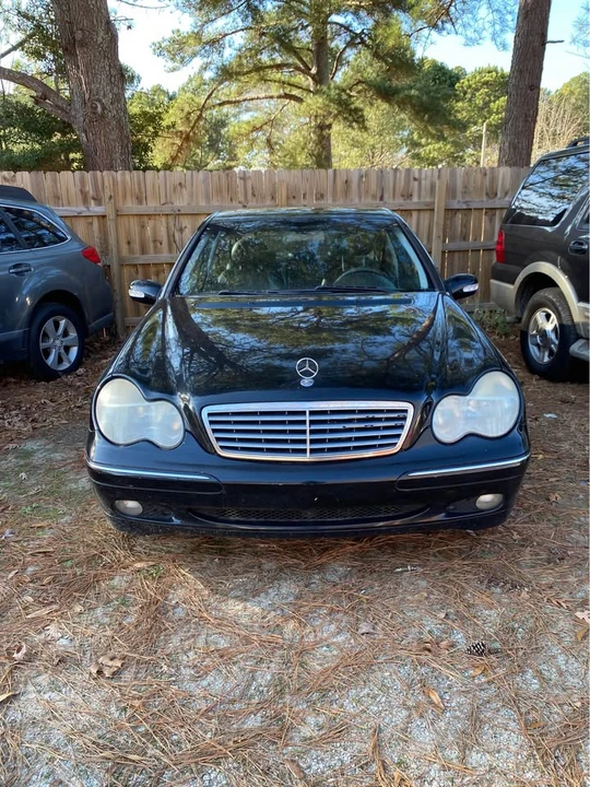 2004 Mercedes-Benz W203 C-Class - Image 2 of 11