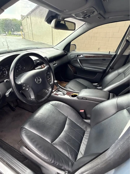 2004 Mercedes-Benz W203 C-Class - Image 14 of 16