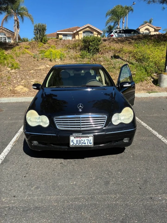 2004 Mercedes-Benz W203 C-Class - Image 4 of 10