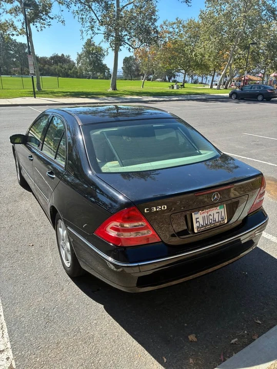2004 Mercedes-Benz W203 C-Class - Image 3 of 10