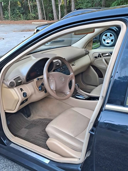 2004 Mercedes-Benz W203 C-Class - Image 4 of 5