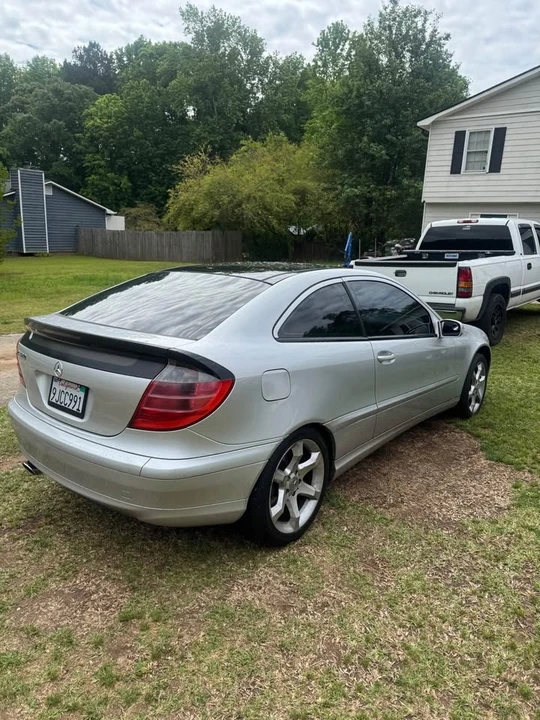 2004 Mercedes-Benz W203 C-Class - Image 2 of 5