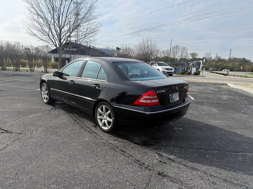 2004 Mercedes-Benz W203 C-Class - Image 2 of 8