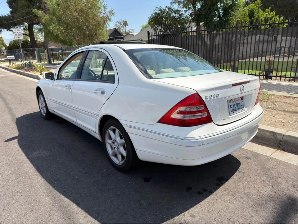 2004 Mercedes-Benz W203 C-Class - Image 4 of 6