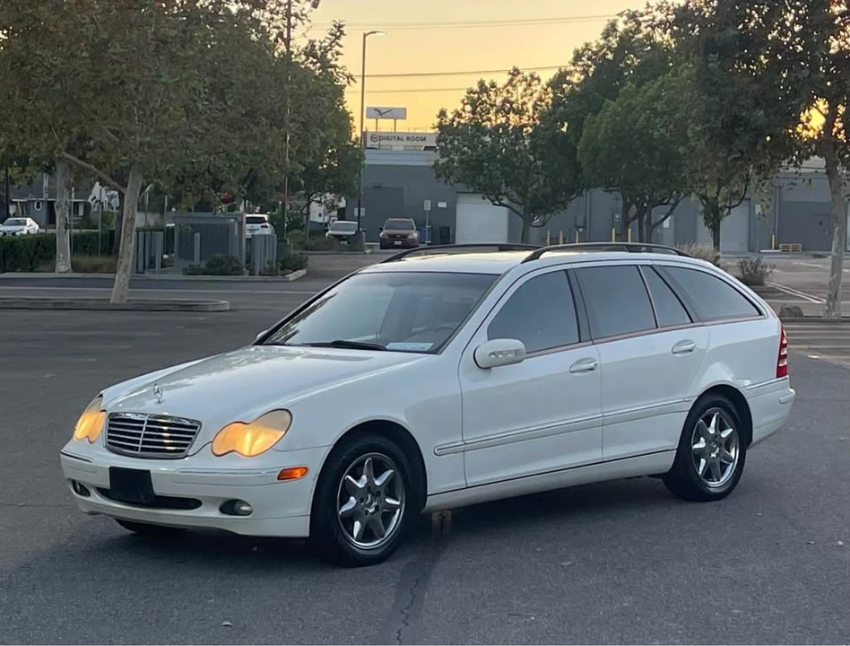 2004 Mercedes-Benz W203 C-Class - Image 10 of 11