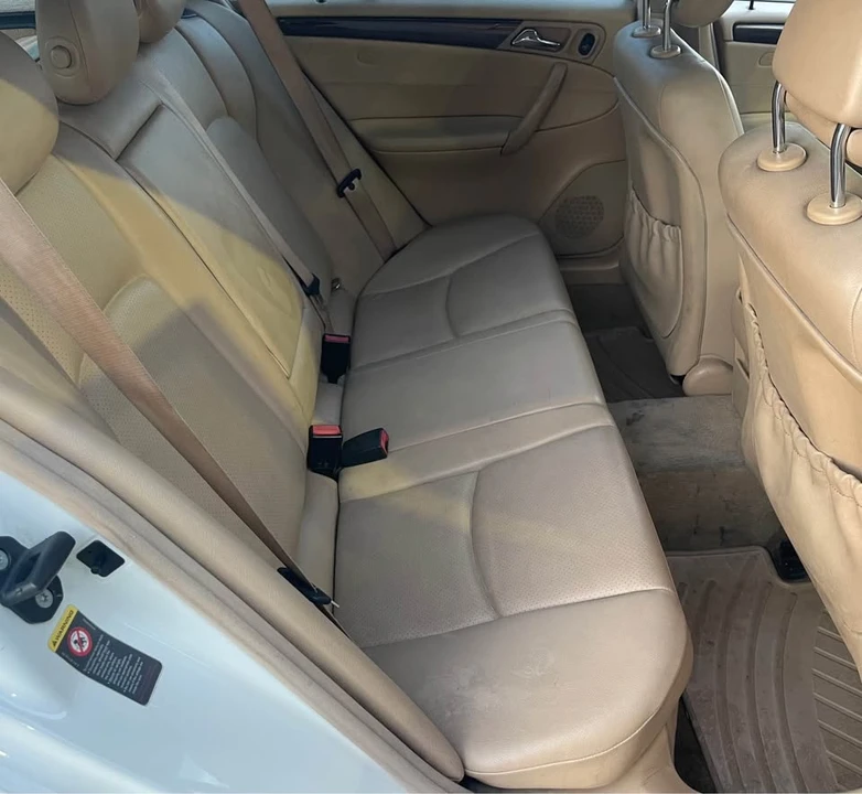 2004 Mercedes-Benz W203 C-Class - Image 8 of 11