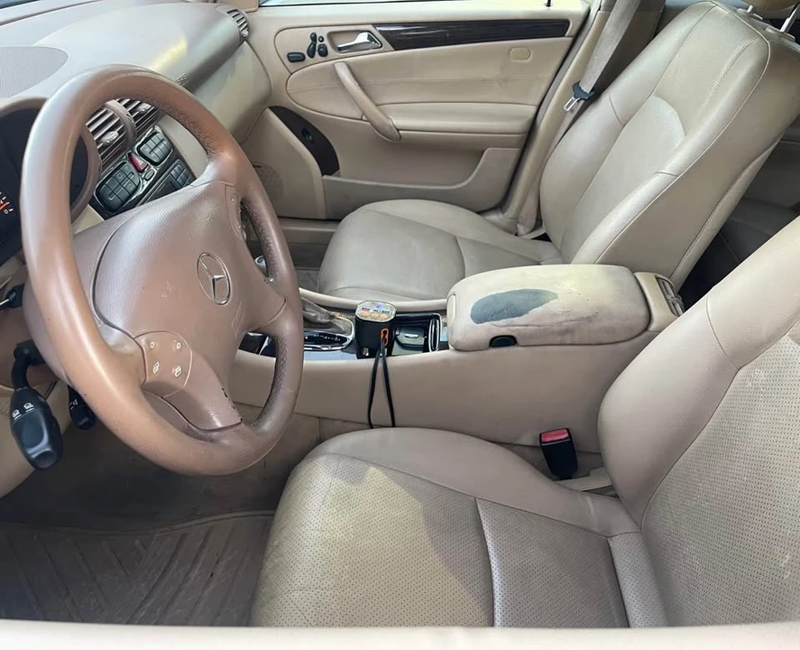 2004 Mercedes-Benz W203 C-Class - Image 3 of 11