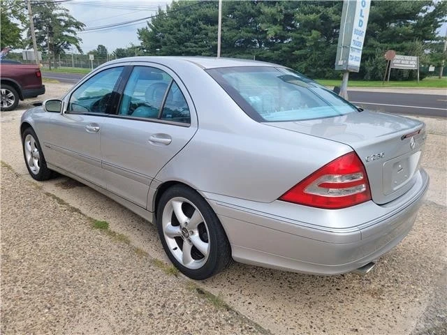 2004 Mercedes-Benz W203 C-Class - Image 3 of 12
