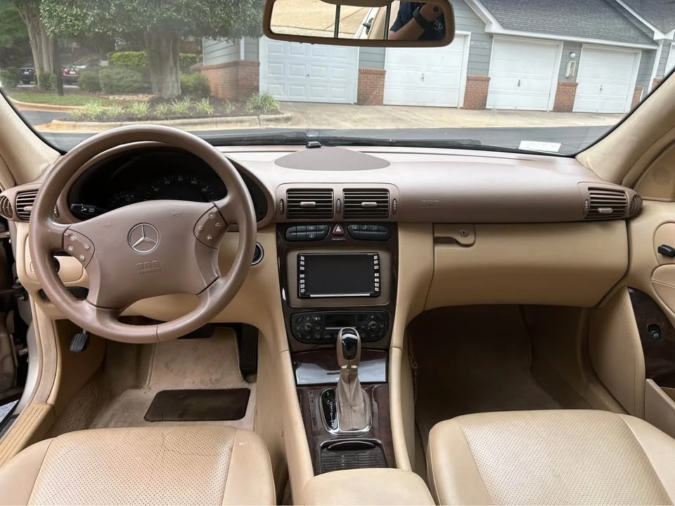 2004 Mercedes-Benz W203 C-Class - Image 7 of 9