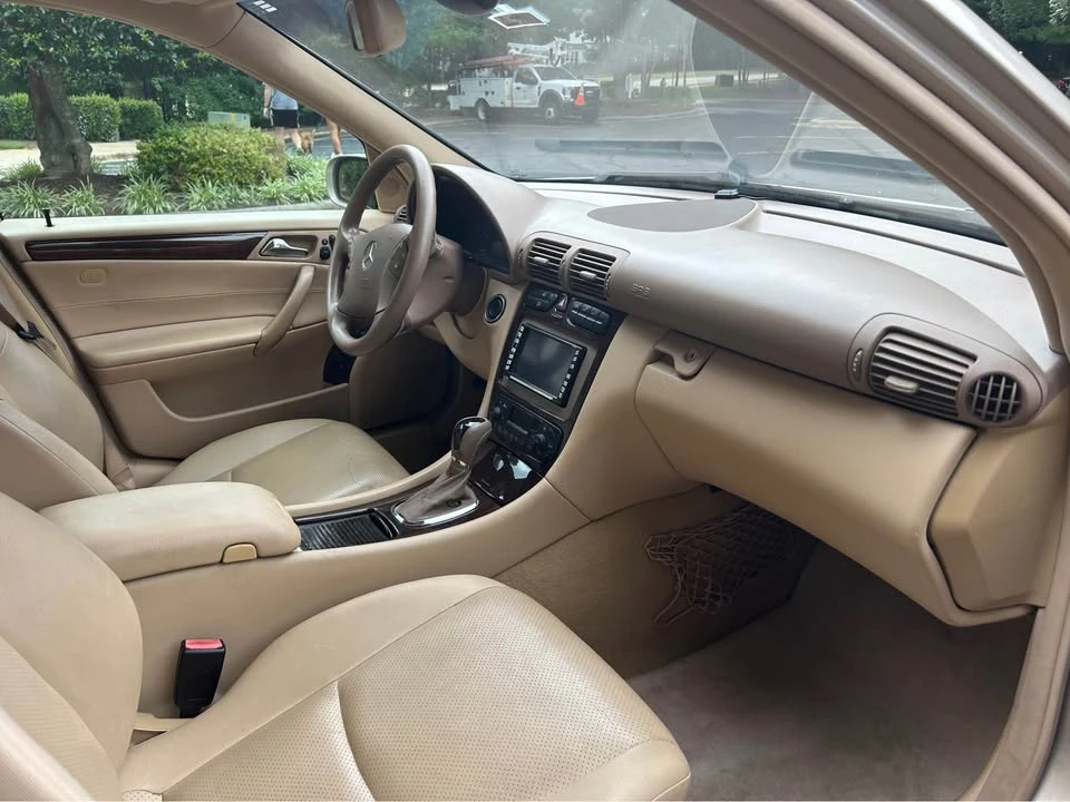 2004 Mercedes-Benz W203 C-Class - Image 9 of 9