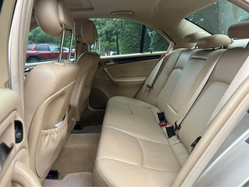 2004 Mercedes-Benz W203 C-Class - Image 8 of 9