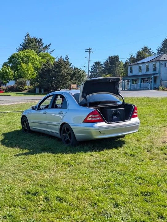 2004 Mercedes-Benz W203 C-Class - Image 3 of 7
