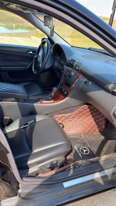 2004 Mercedes-Benz W203 C-Class - Image 6 of 15