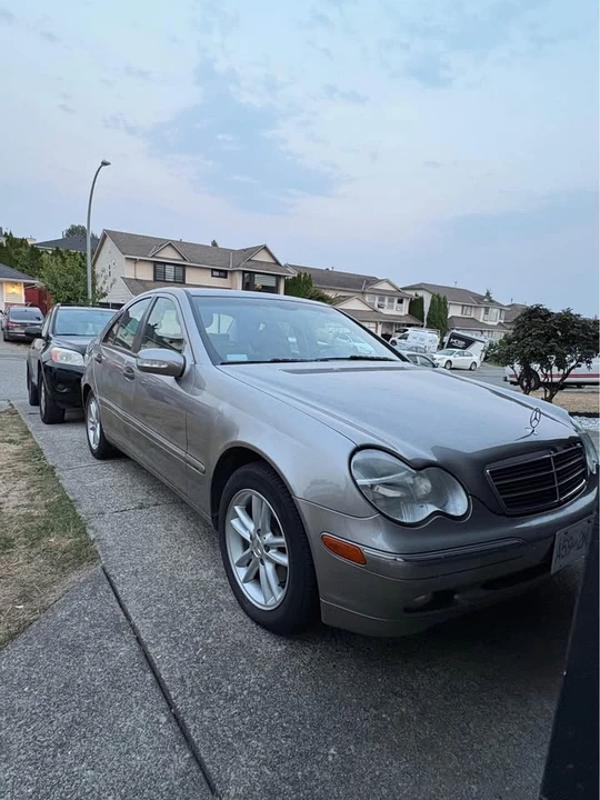 2004 Mercedes-Benz W203 C-Class - Image 10 of 19