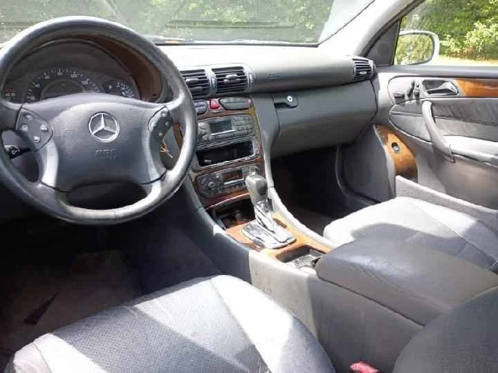 2004 Mercedes-Benz W203 C-Class - Image 7 of 9